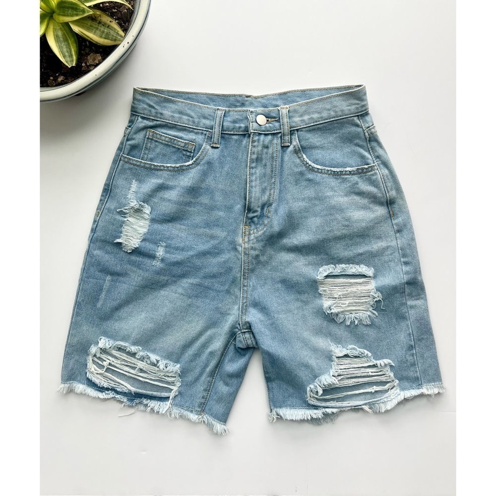 🛍 NWT Romwe Ripped Boyfriend Shorts